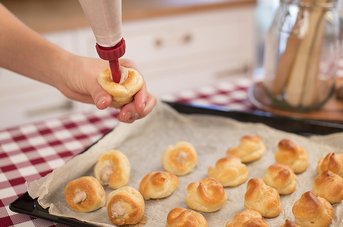 Gaštanové profiteroles