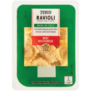 Tesco ravioli nesušené vaječné cestoviny plnené syrom ricotta, hovädzím mäsom a pretlakom