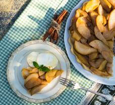 Hruškový tarte tatin